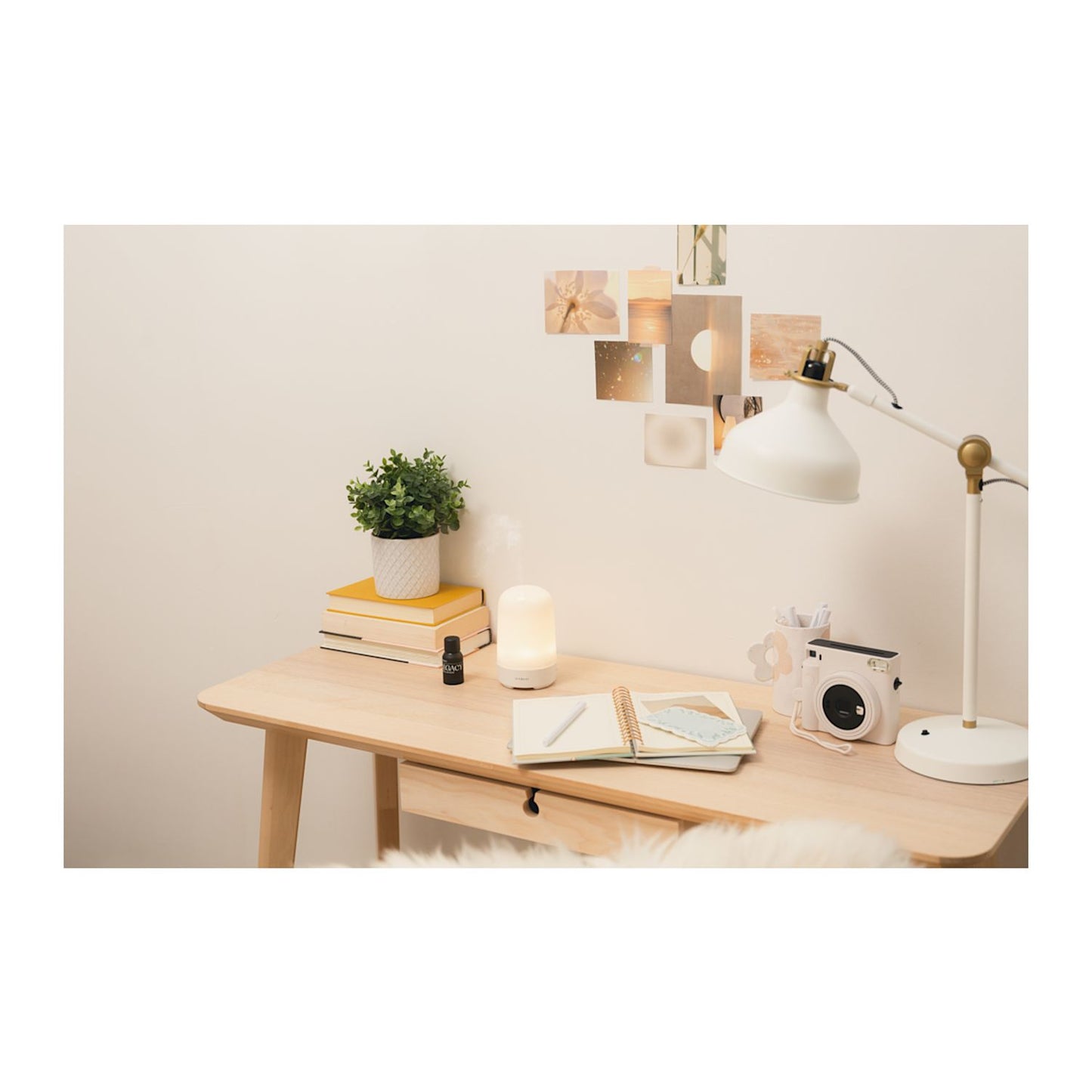 Vitruvi Glow Diffuser and Essential Oils Bundle Set